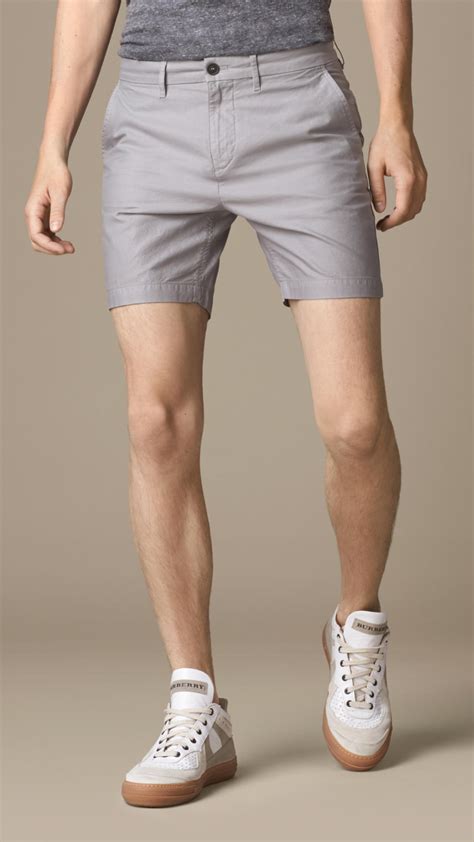 burberry shorts men outfit